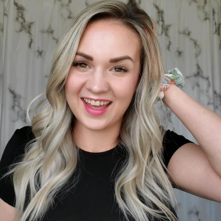 @amy.nicholson_