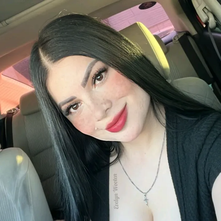 evelynwootenoficial2