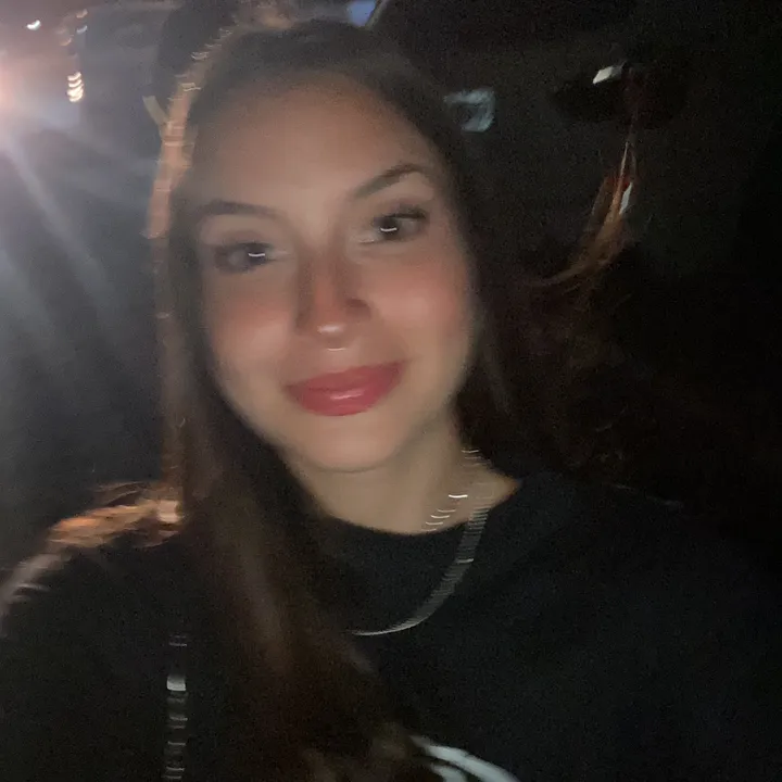 @candeesaan