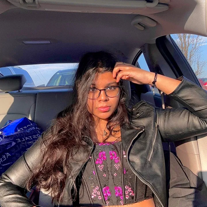 @xhruss