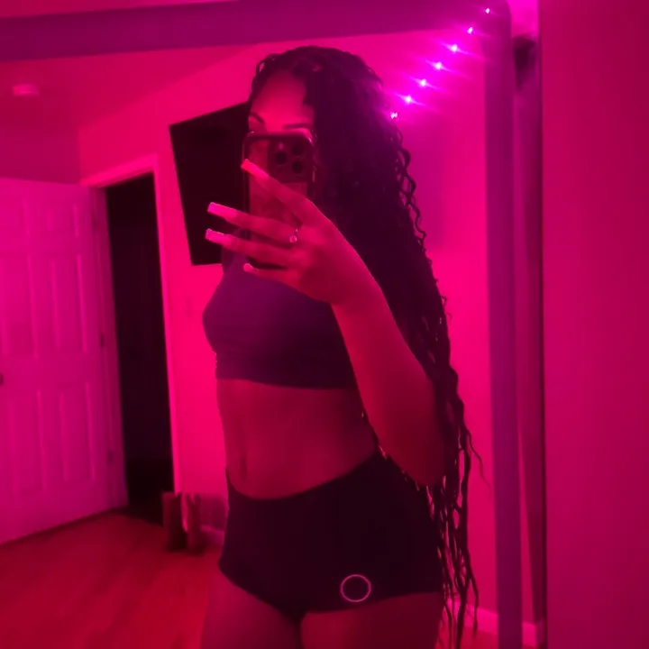 @kyrasecretaccountt