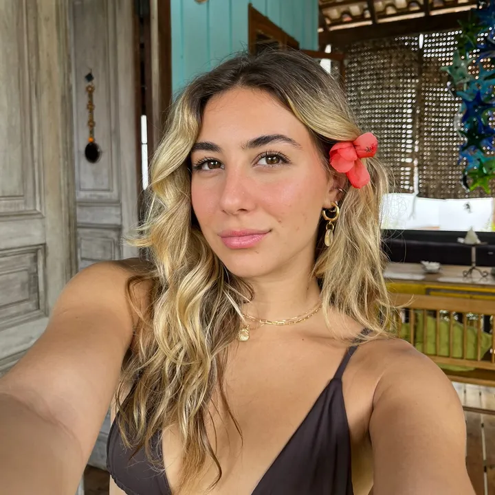 @isasallaa