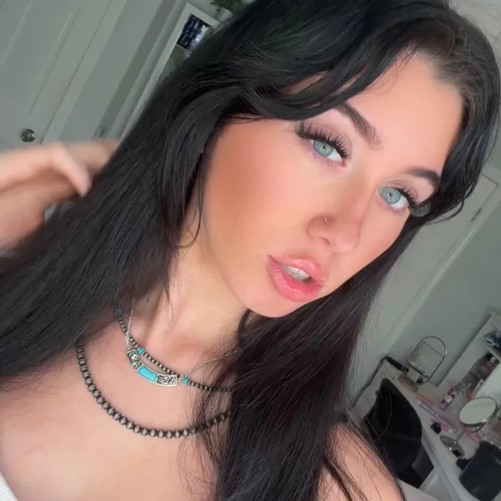 @_isobel_rose