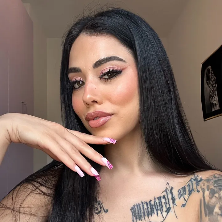 @larahrapelli