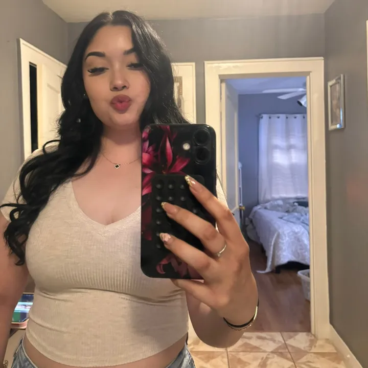 @gabyy_villarreal