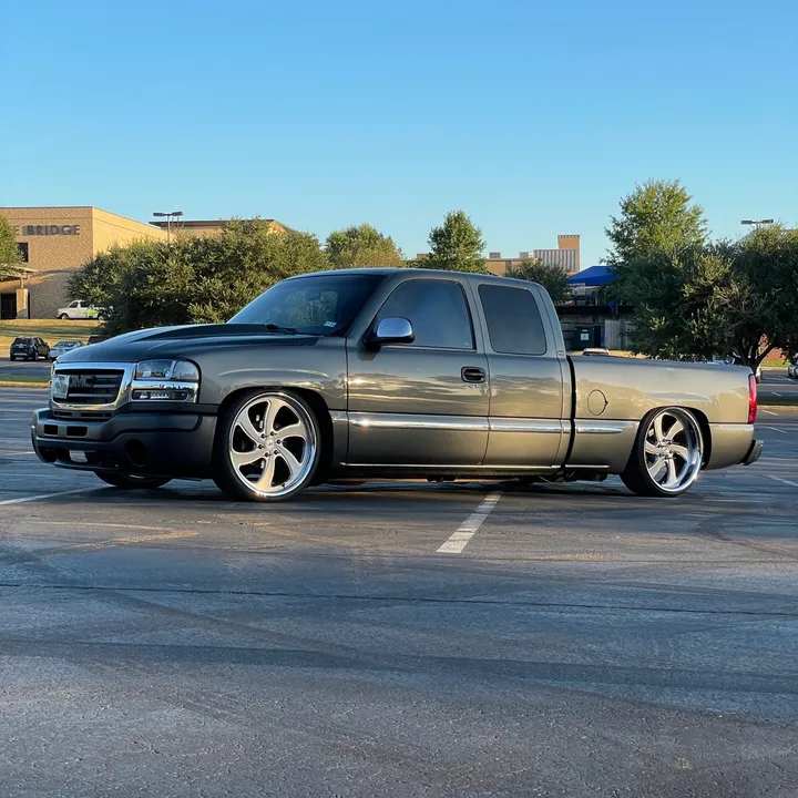 gmc_macias