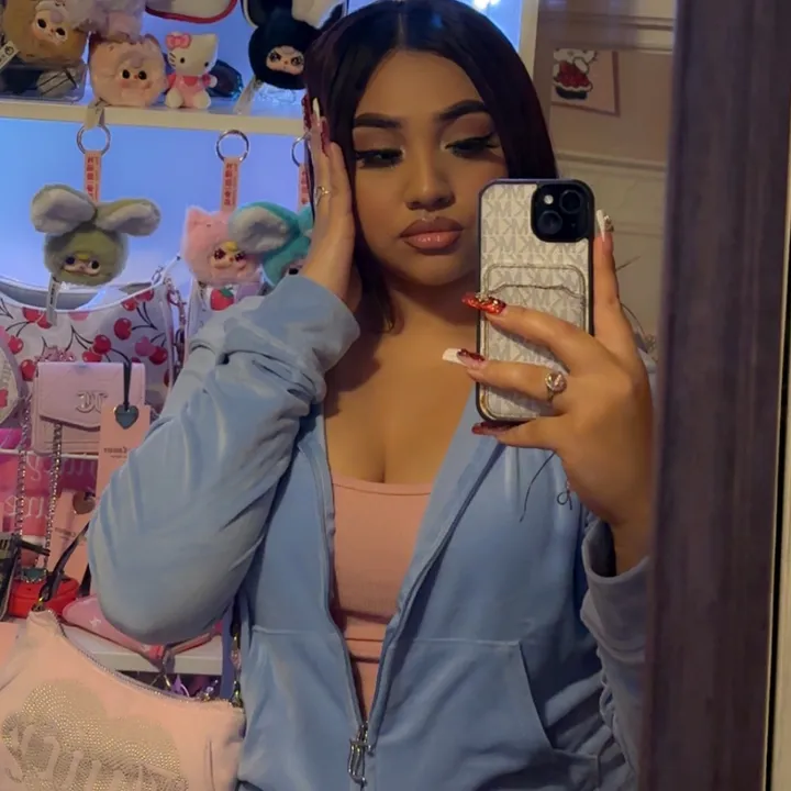 hello_kittyj1997