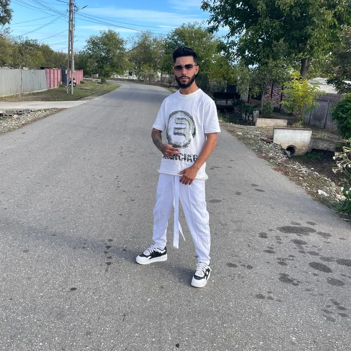 @alex_duduianu1