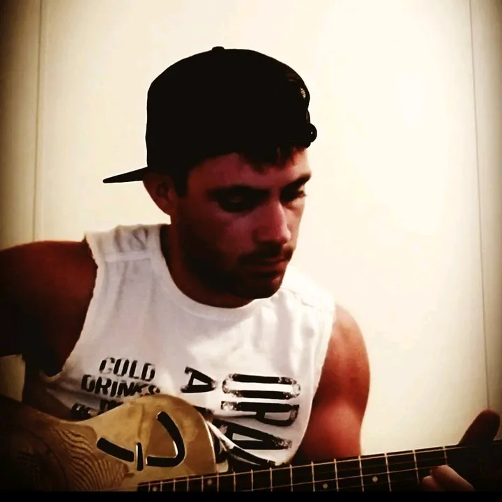 @dustinledbetterdl