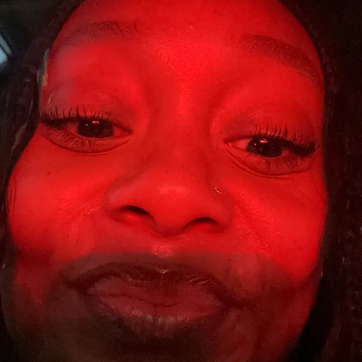 @_niyaonline