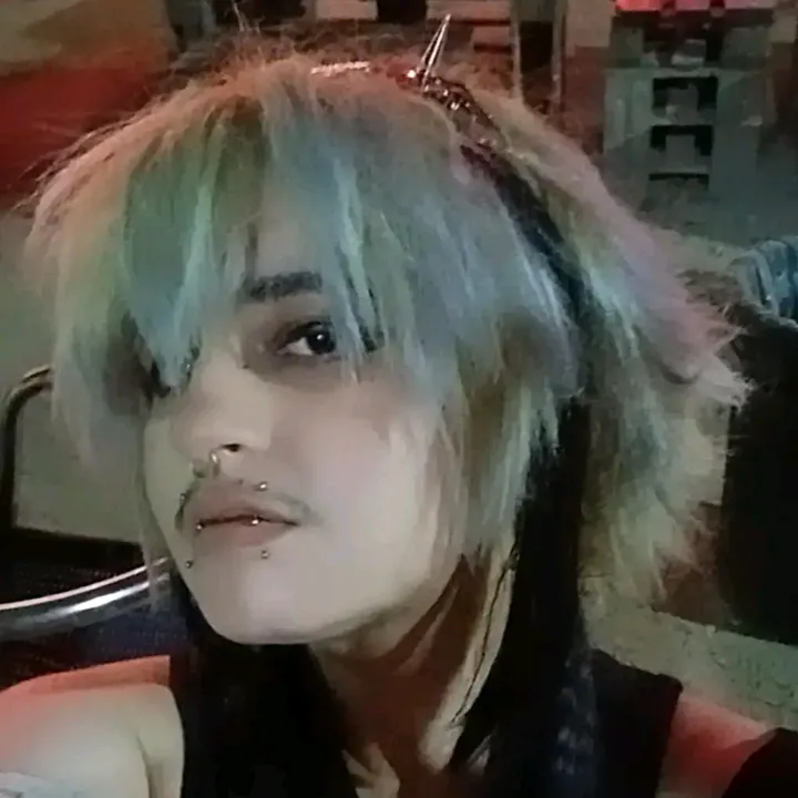 @altannoying_enby