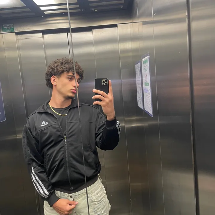 @leonardosantarossa