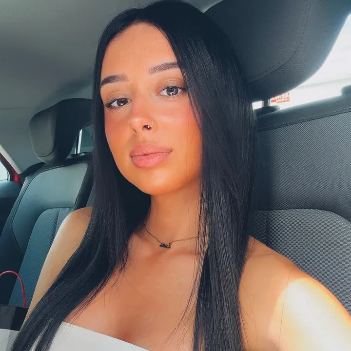 @luciaasanchezg_