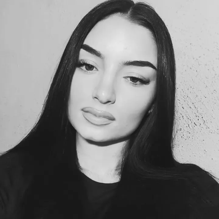 victoria_curyl