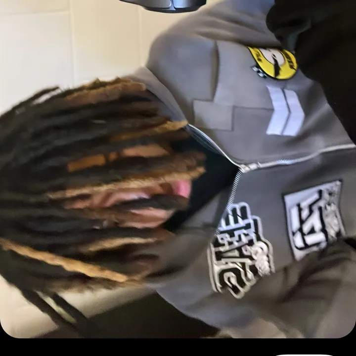 @thatboi.marii