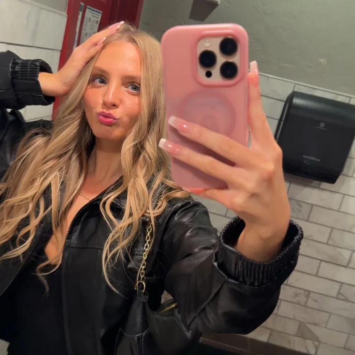 @dalylajohnson1