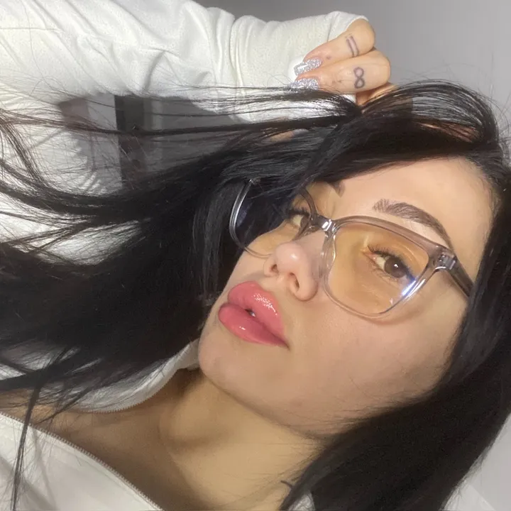 lara1_d