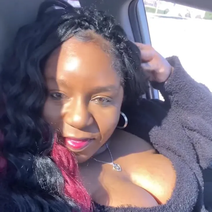 @feliciapage12