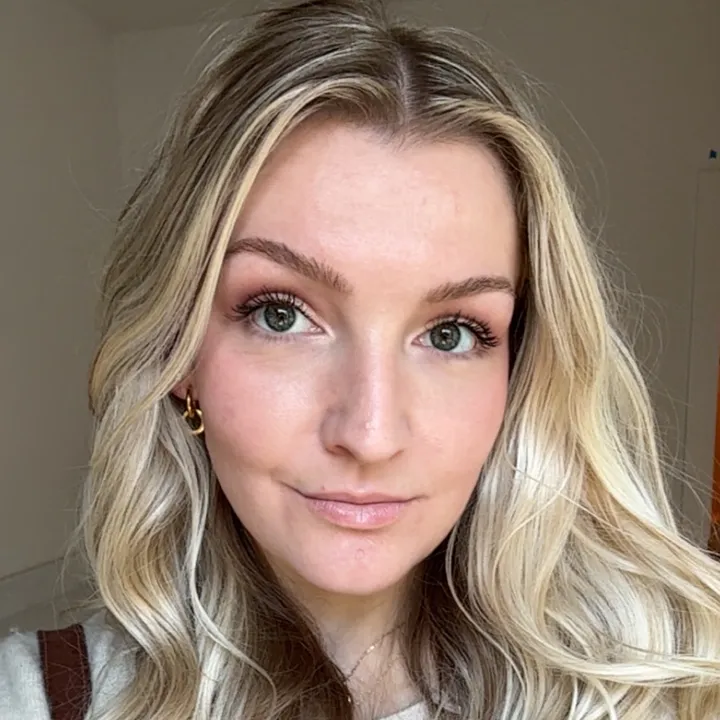 @emily_redford