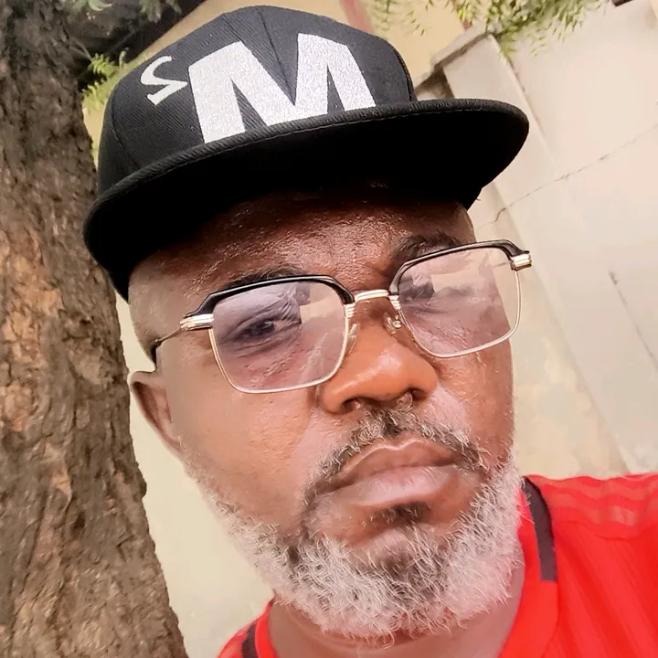 @abdullahizakarimu