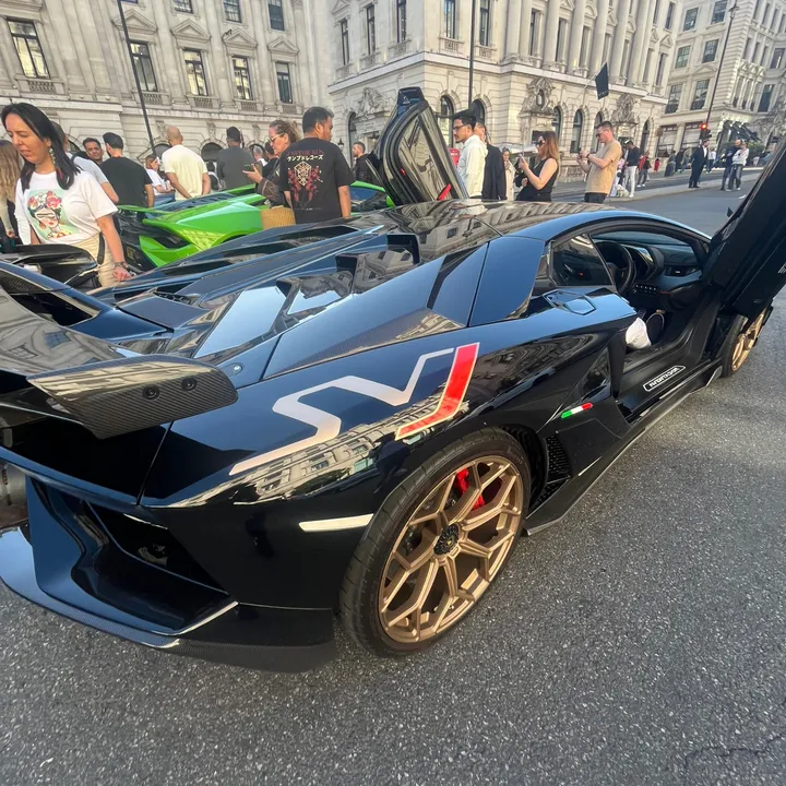 @londons.supercars