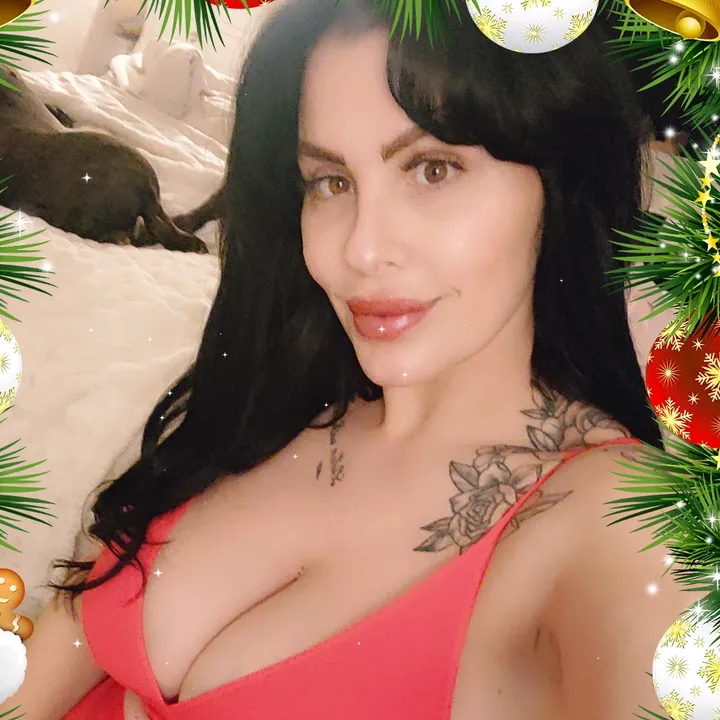 @gina_1990_