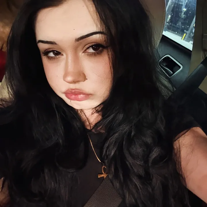 @asialynrosa