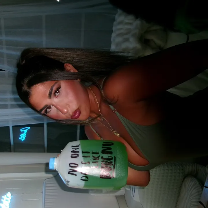 @charlottepetruccelli