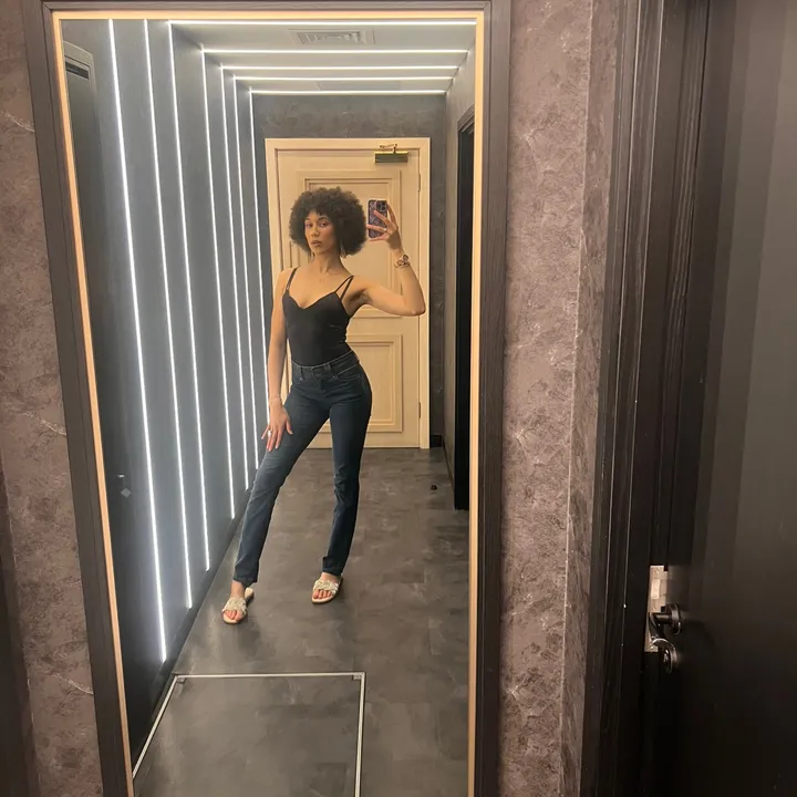 @rochethemodel7