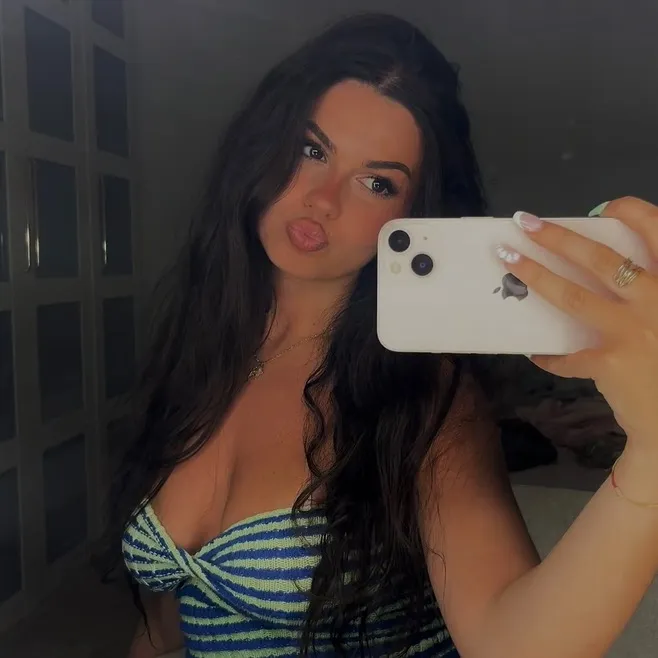 @martaajmnz