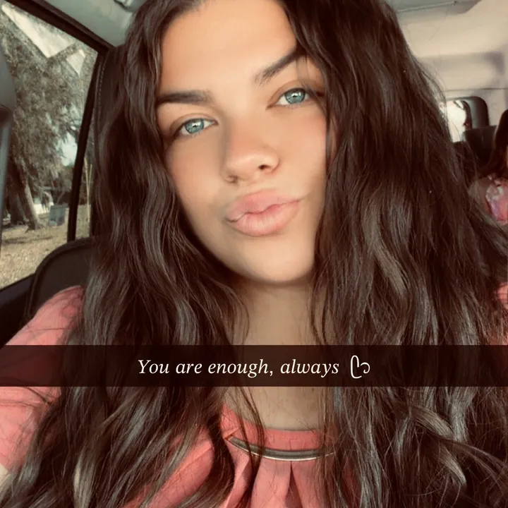 @danielleking010