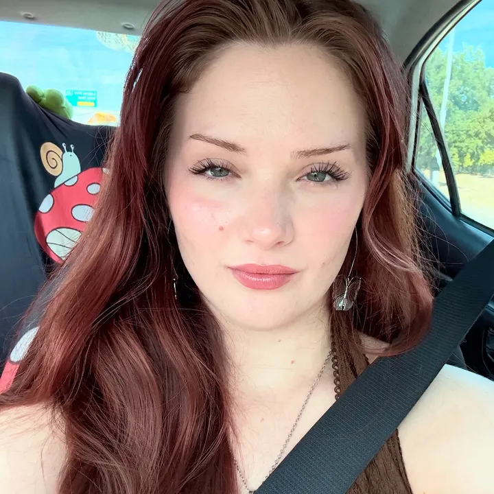 @beeglamc