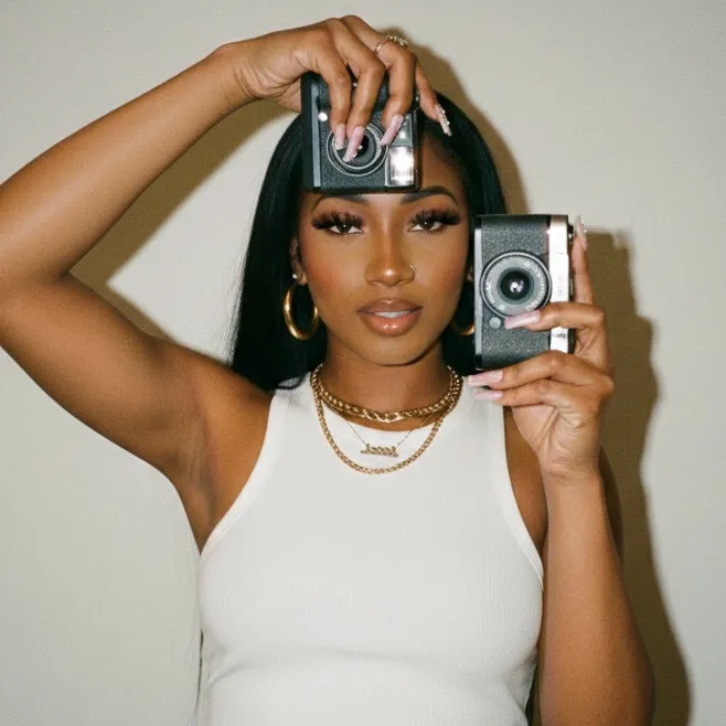 @cymone.tv