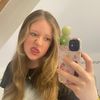 ameliafartsglitter11