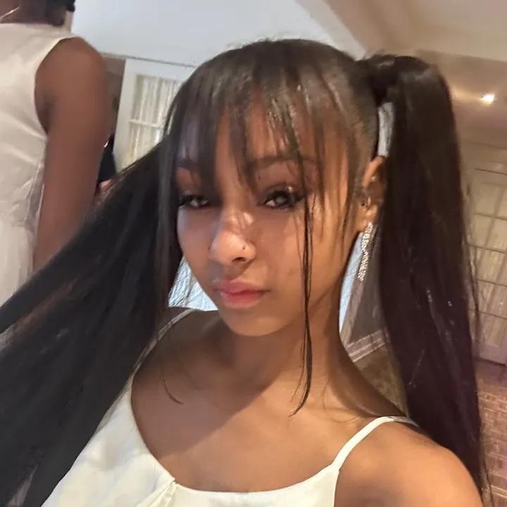 @deniselachellee