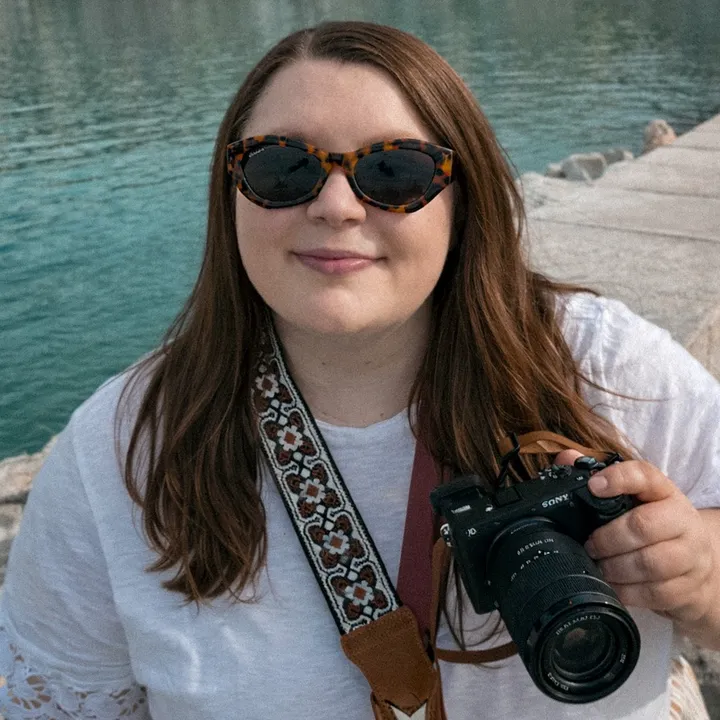 postcardsfrommadi