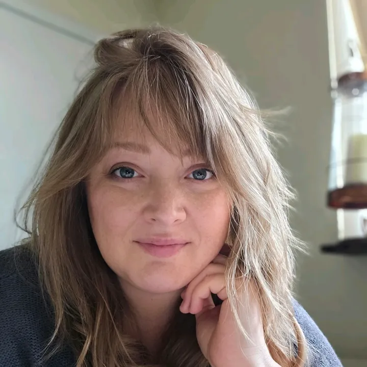 @authormaiseanderson