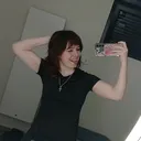 @janellevln