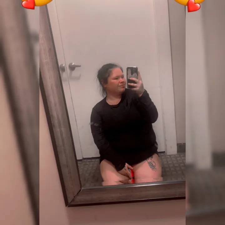 mamatotwingirls10_30_23