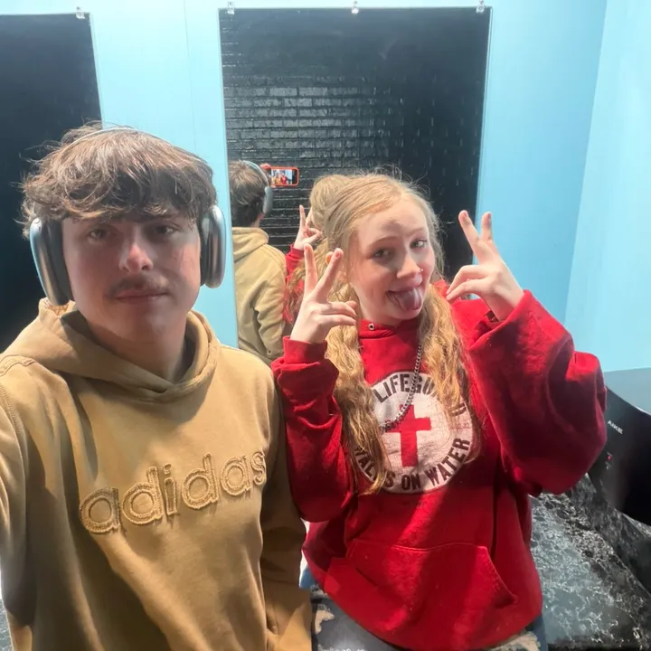 @lukasparker00