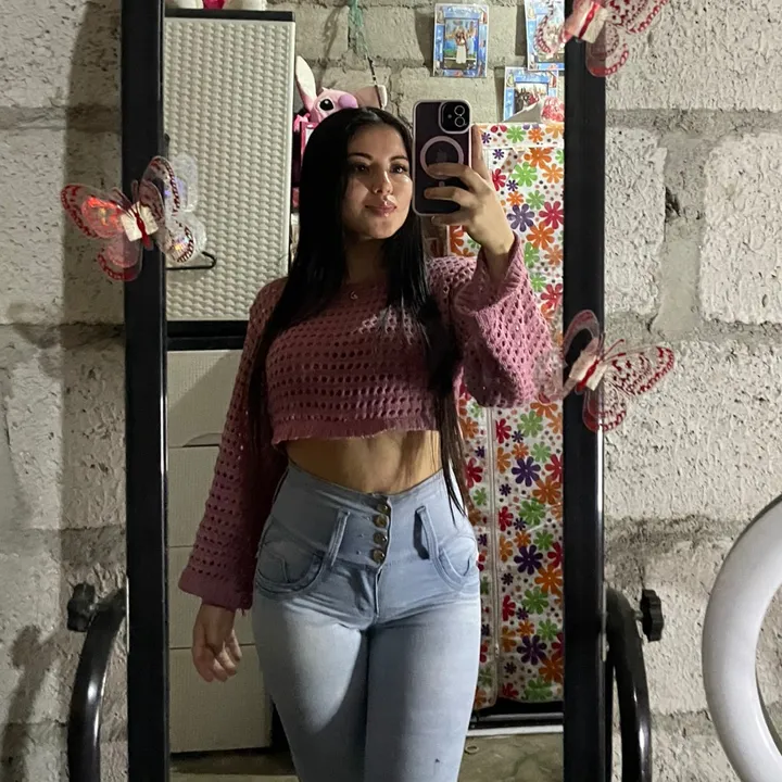 @nikki..8
