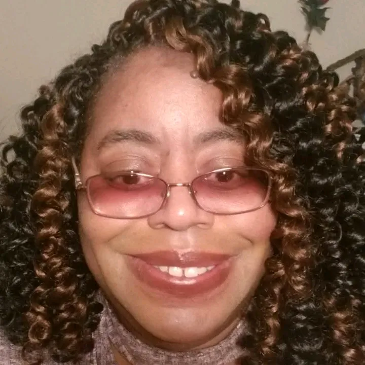 @sheliagossthewriter