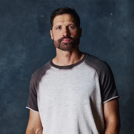 walkerhayesofficial