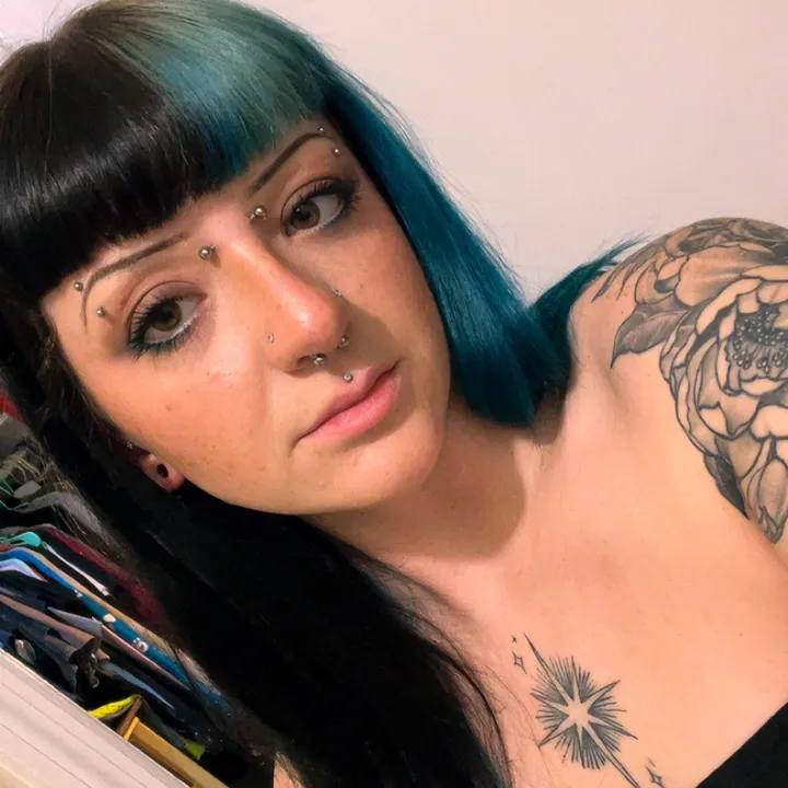 @bellebelle595