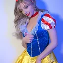 @blondegabie