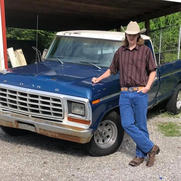mullet_f100