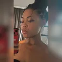 @therealdeshaa