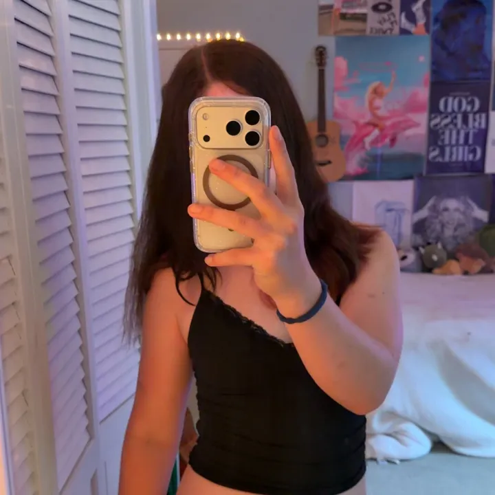 @haleyannespam