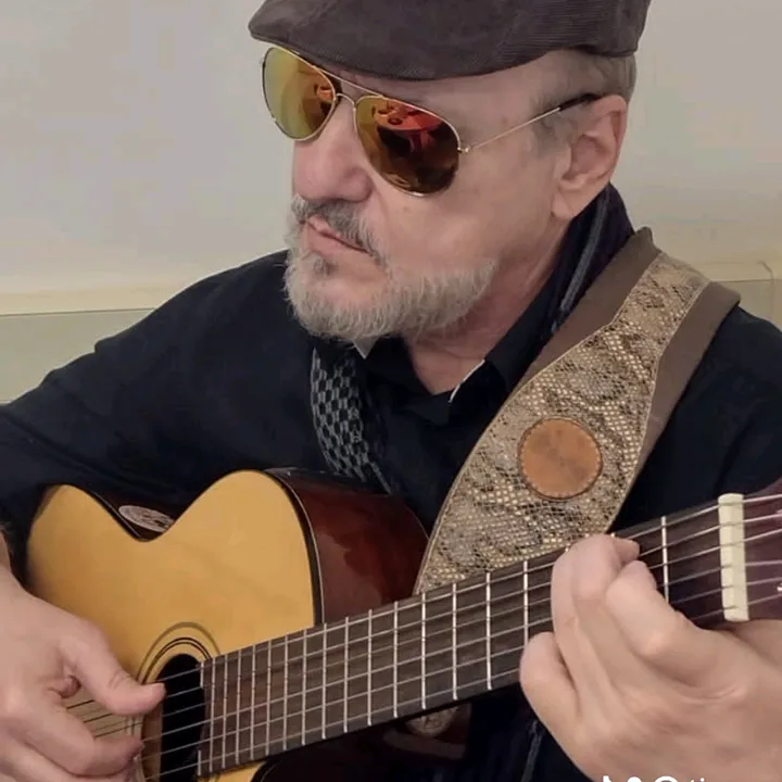 @josealbertocruvinel
