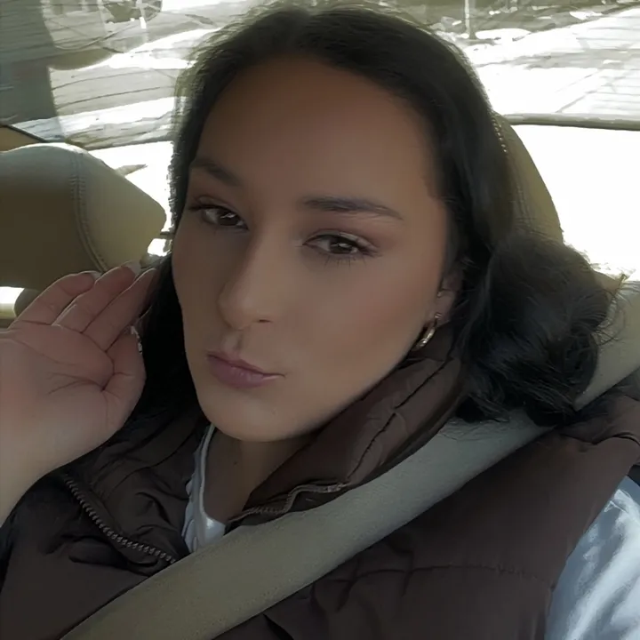 @krazymonicaa